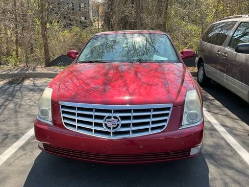 Used 2010 Cadillac DTS Luxury image 13