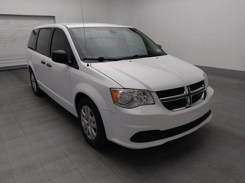 Used 2019 Dodge Grand Caravan SE w/ UConnect Hands-Free Group FWD image 13