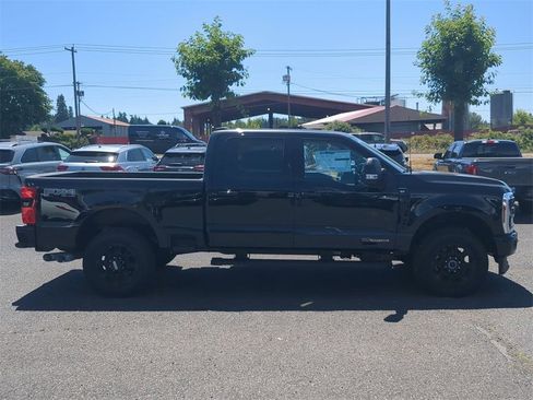 New 2025 Ford F350 XLT w/ Black Appearance Package image 6