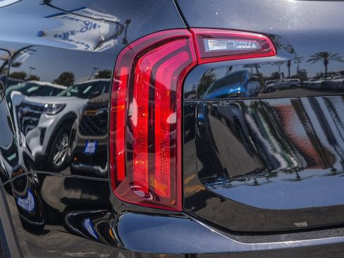 Used 2023 Kia Telluride S AWD/4WD image 11