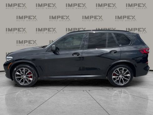 Used 2023 BMW X5 xDrive40i w/ M Sport Package AWD/4WD image 2