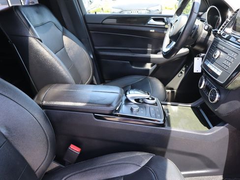 Used 2018 Mercedes-Benz GLE 550e 4MATIC image 14