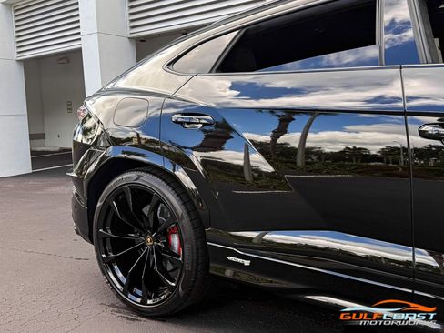 Used 2024 Lamborghini Urus S image 71