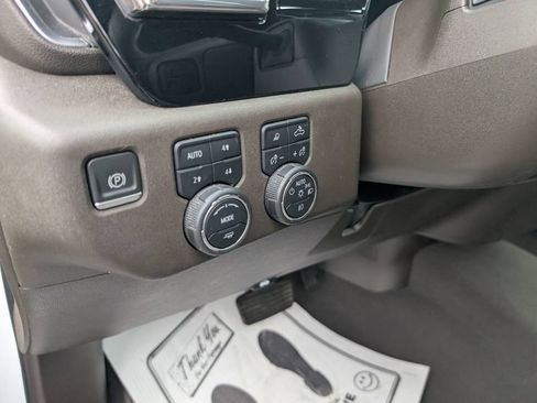 Used 2024 Chevrolet Silverado 2500 LTZ AWD/4WD image 18