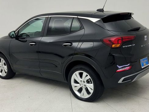 Certified 2025 Buick Encore GX Preferred FWD image 6