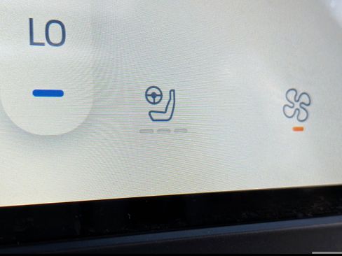 Certified 2024 Ford Edge SEL w/ Convenience Package image 29