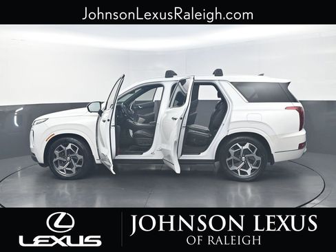 Used 2022 Hyundai Palisade Calligraphy w/ Winter Package image 26
