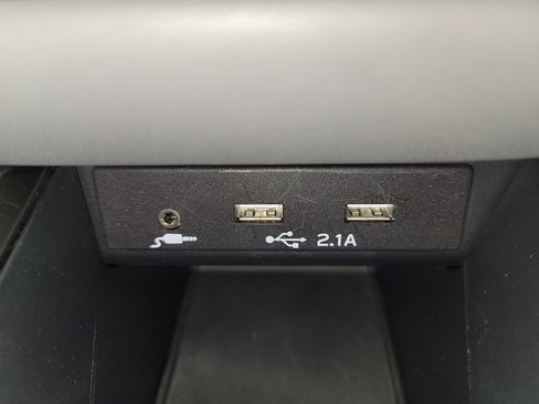 Used 2022 Subaru Outback Premium image 23