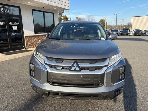 Used 2024 Mitsubishi Outlander Sport SE image 10