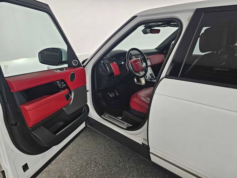 Used 2020 Land Rover Range Rover Autobiography image 19