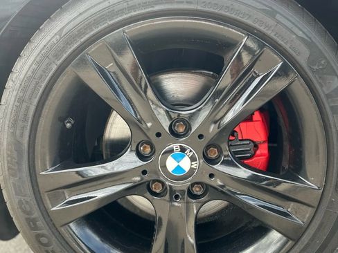 Used 2011 BMW 128i Convertible image 24