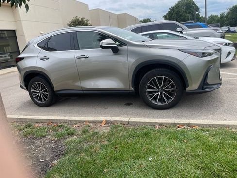 Used 2022 Lexus NX 250 AWD image 5
