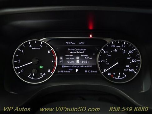 Used 2025 Nissan Rogue SV image 22