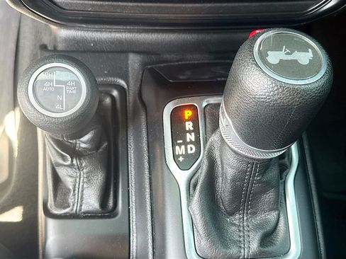 Used 2023 Jeep Wrangler Unlimited w/ 8.4" Radio Group AWD/4WD image 18