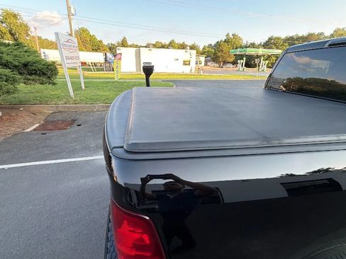 Used 2015 RAM 1500 Express AWD/4WD image 57