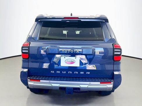 Used 2025 Toyota 4Runner Limited image 6