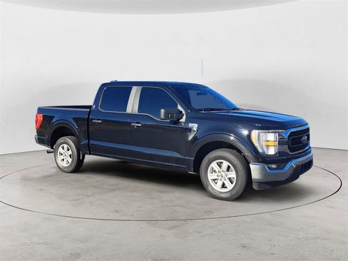 Used 2023 Ford F150 XLT image 1