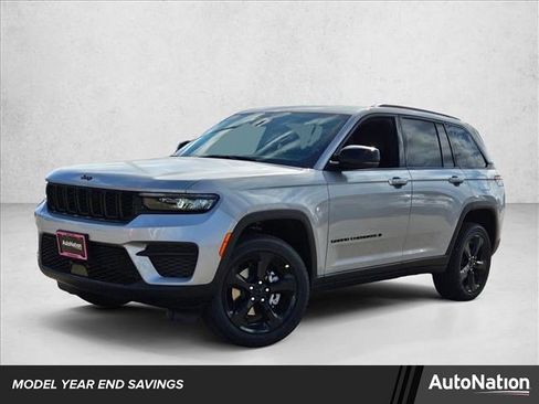 New 2025 Jeep Grand Cherokee Altitude image 1