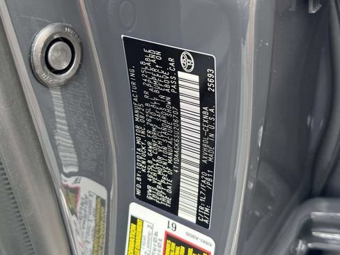 Used 2025 Toyota Camry LE w/ Convenience Package FWD image 28
