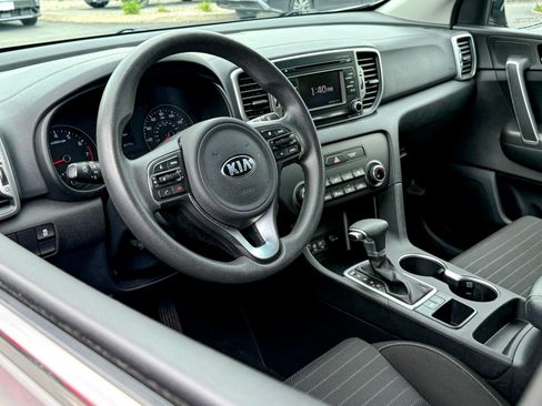 Certified 2018 Kia Sportage LX FWD image 15