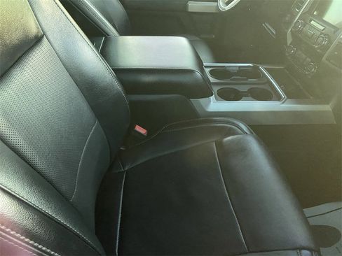 Used 2019 Ford F350 Lariat w/ Lariat Ultimate Package image 10