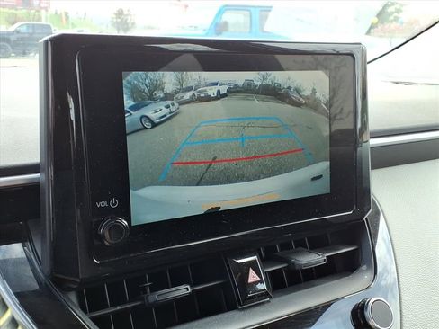 Used 2023 Toyota Corolla LE w/ LE Convenience Package image 23