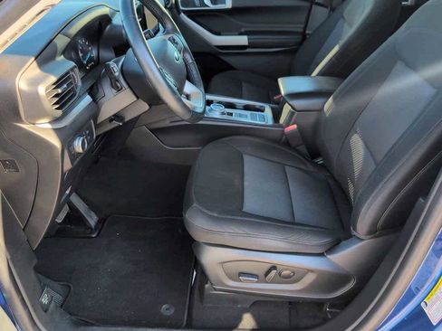 Used 2022 Ford Explorer XLT image 21
