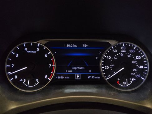 Used 2025 Nissan Sentra SV w/ All-Weather Package FWD image 23
