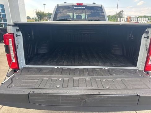 Used 2025 Ford F350 Lariat w/ Lariat Ultimate Package AWD/4WD image 10
