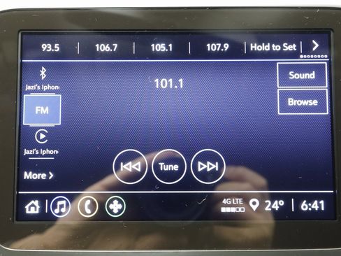 Used 2022 Chevrolet Malibu RS image 9