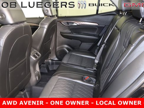 Used 2023 Buick Envision Avenir image 12