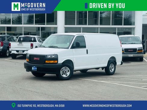 New 2026 GMC Savana 3500 w/ Driver Convenience Package RWD image 1
