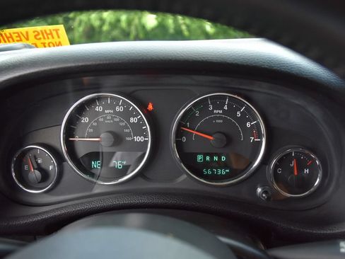 Used 2015 Jeep Wrangler Sport w/ Quick Order Package 24S AWD/4WD image 15