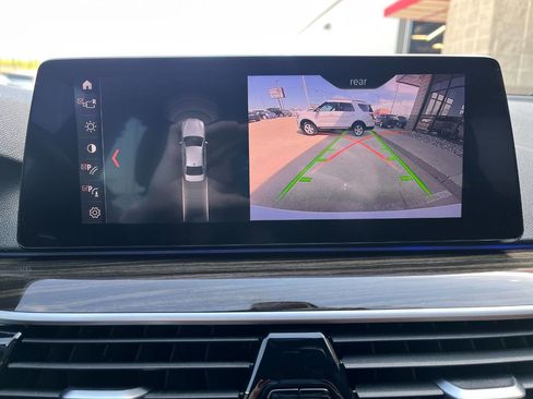 Used 2019 BMW 530i xDrive AWD/4WD image 13