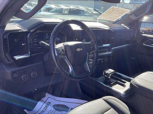 Used 2023 Chevrolet Silverado 1500 LTZ image 14