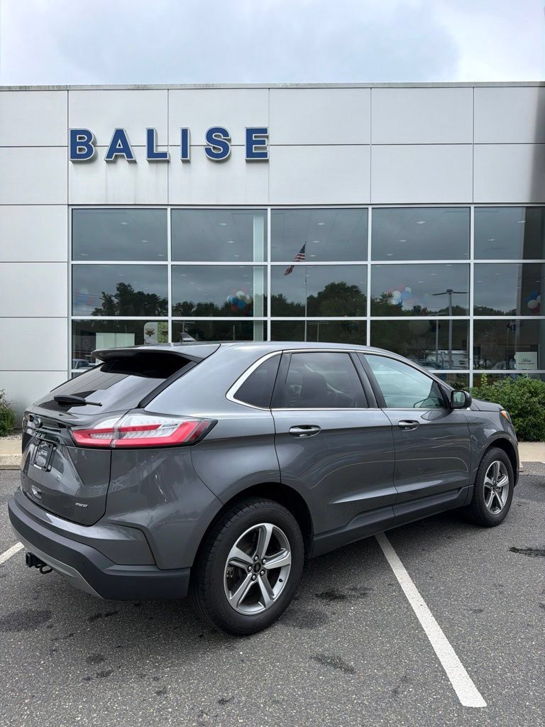Used 2024 Ford Edge SEL w/ Convenience Package AWD/4WD image 4