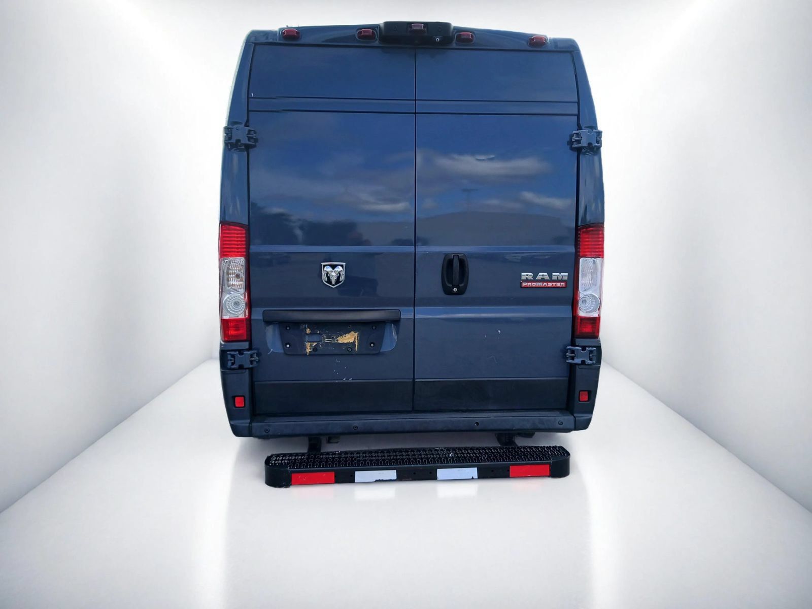 Used 2019 RAM ProMaster 3500 FWD image 4