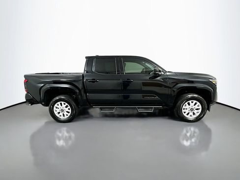 Certified 2026 Toyota Tacoma SR5 AWD/4WD image 4