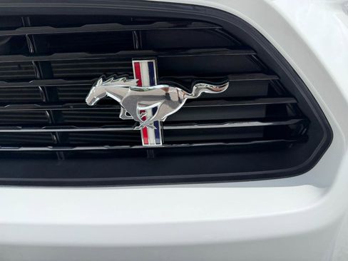 Used 2016 Ford Mustang GT Premium w/ Equipment Group 401A RWD image 5
