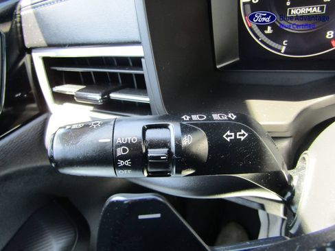Used 2022 Mitsubishi Outlander SEL AWD/4WD image 34