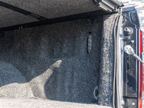 Used 2022 Ford F450 Limited w/ FX4 Off-Road Package image 22