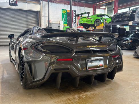Used 2020 McLaren 600LT Spider RWD image 9