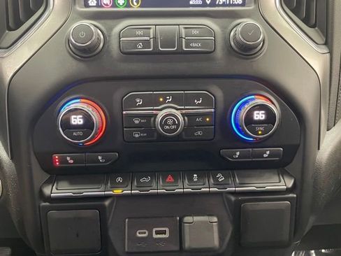 Certified 2021 Chevrolet Silverado 1500 LT w/ Z71 Off-Road Package AWD/4WD image 6