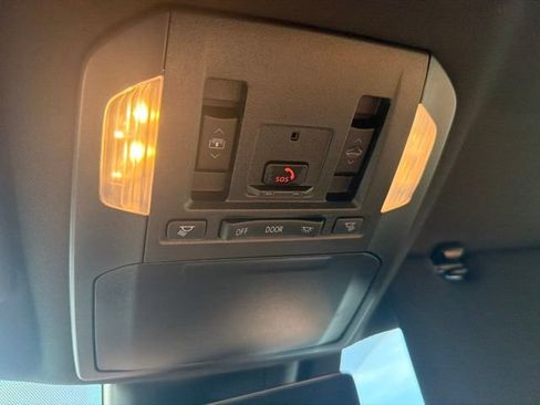 Used 2024 Toyota Highlander Platinum AWD/4WD image 53