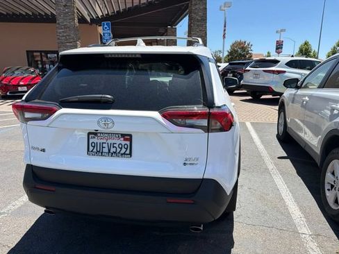 Certified 2025 Toyota RAV4 XLE w/ Convenience Package AWD/4WD image 4