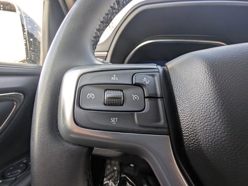 Used 2024 Chevrolet Suburban LT image 24