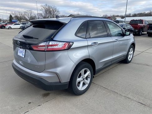 Used 2023 Ford Edge SE AWD/4WD image 7