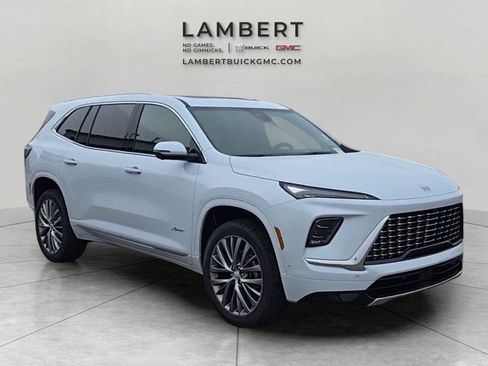 New 2026 Buick Enclave Avenir w/ Super Cruise Package image 7