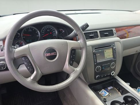 Used 2013 GMC Yukon SLT image 9