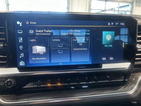 Used 2022 Chevrolet Silverado 1500 LTZ w/ Z71 Off-Road Package image 36